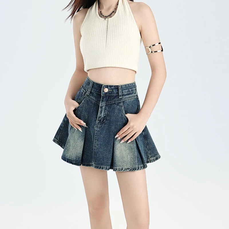 The New Spring and Summer Fashion, Versatile Retro Denim Skirt, High-waisted,Slimming and Unique Denim Pleated Short Skirt Trend
